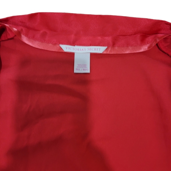 Victoria's Secret Robe - Picture 3 of 3